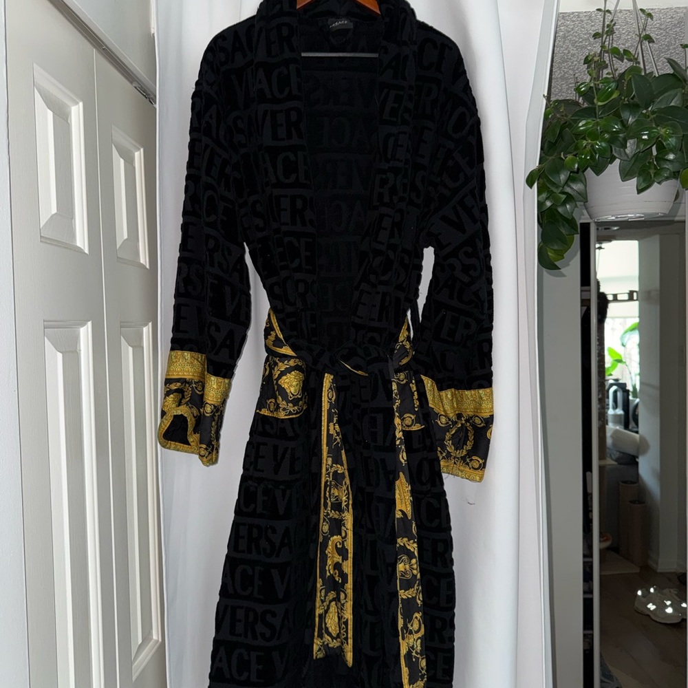Versace Mens Robe in Black with Gold Detailing